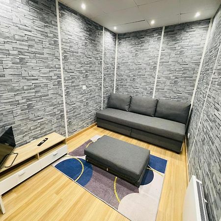 Studio Confortable- Disneyland Paris - Val D Europe - Plein Centre Ville Meaux - 2 Pers Bagian luar foto