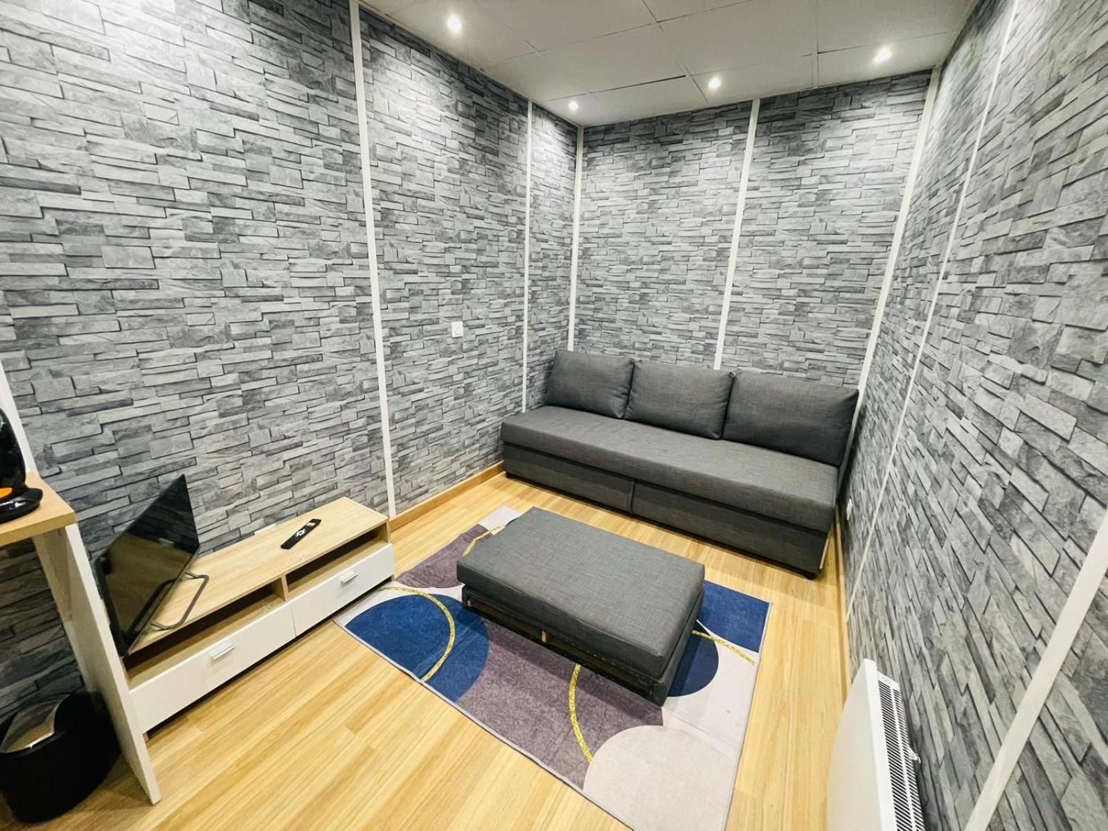 Studio Confortable- Disneyland Paris - Val D Europe - Plein Centre Ville Meaux - 2 Pers Bagian luar foto