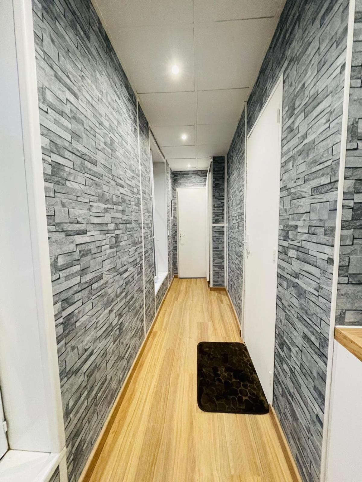 Studio Confortable- Disneyland Paris - Val D Europe - Plein Centre Ville Meaux - 2 Pers Bagian luar foto